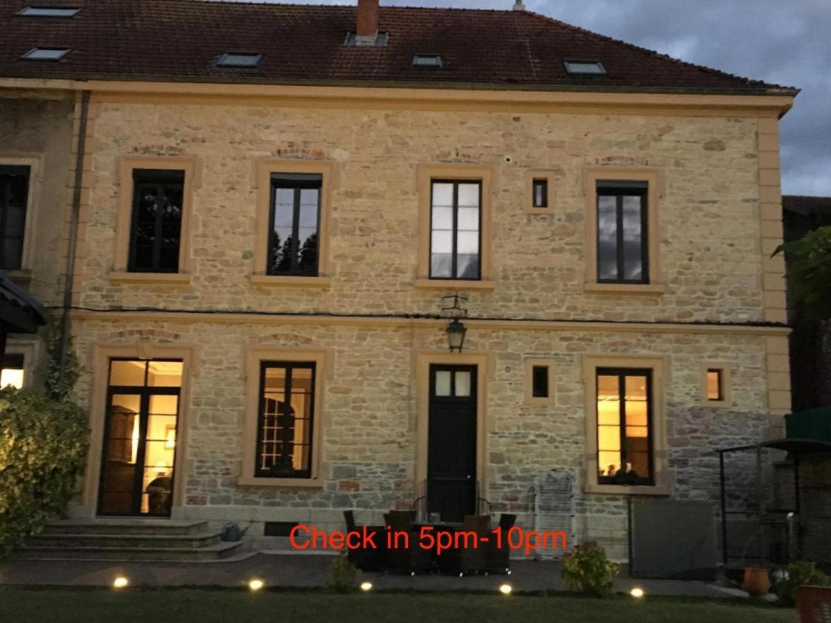 Les Tourelles Hotell Exteriör bild